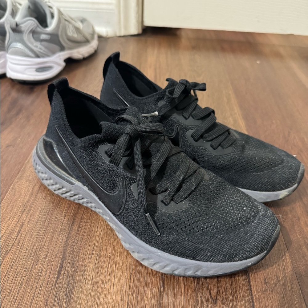 Nike Epic React Flyknit 2